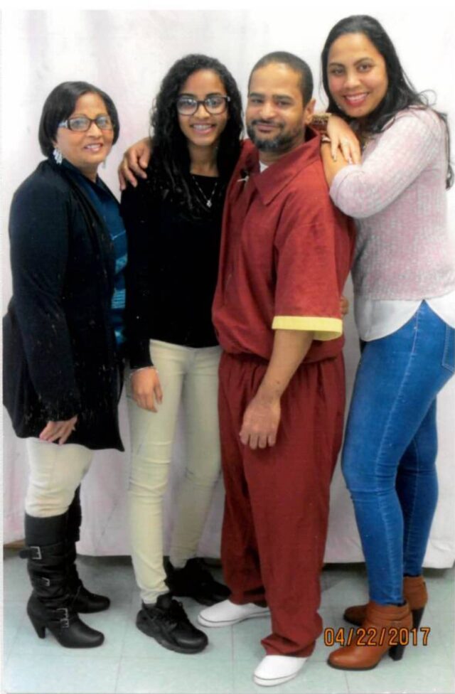 Mom, sister and her daughter and me - Montanez, William